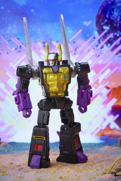 Kickback Legacy Deluxe Class Transformers Insecticon