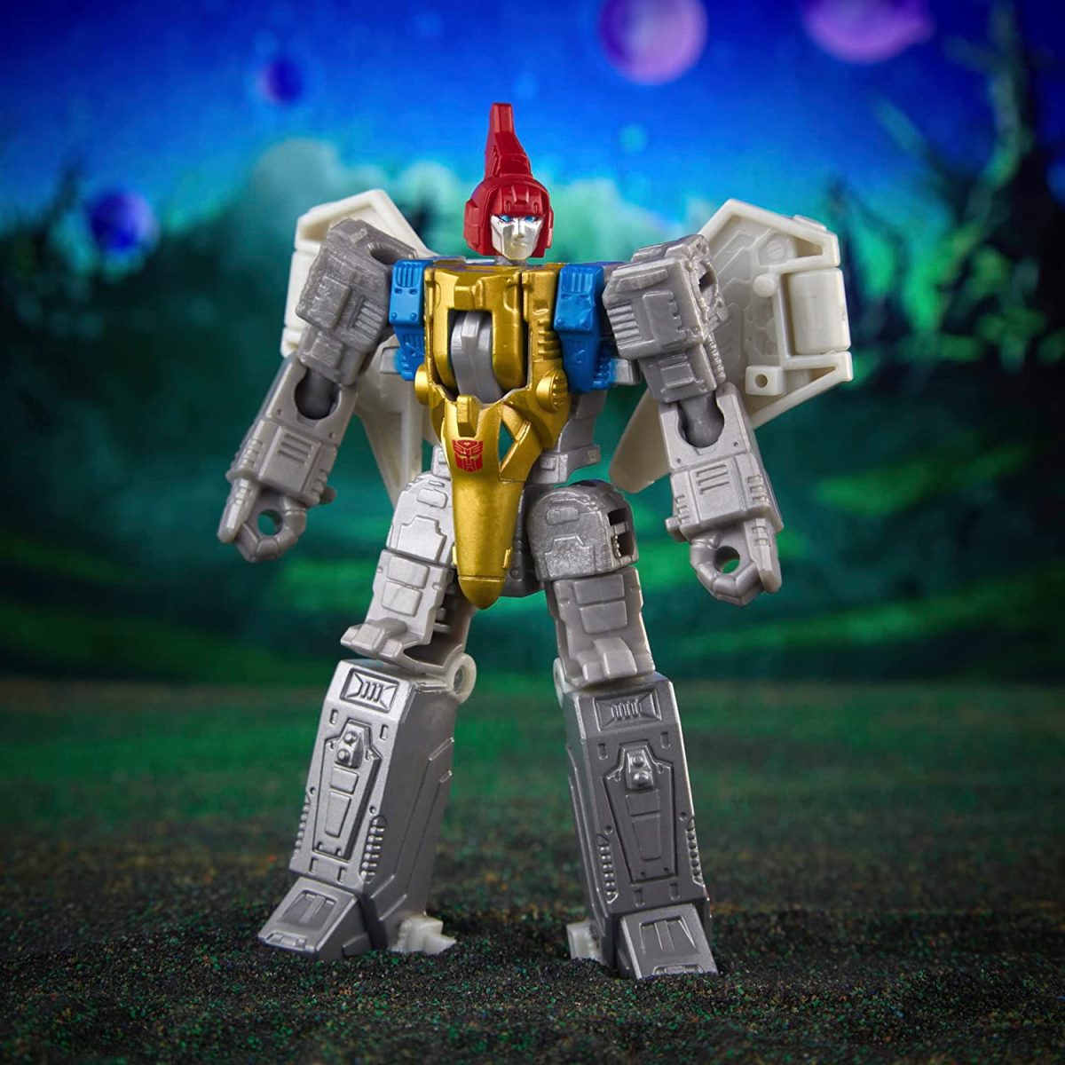 Swoop Dinobot Core Class Legacy Evolution Volcanicus - ActionToys.es